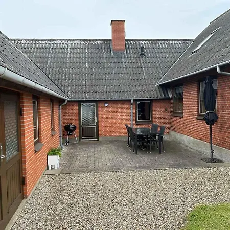 Spacious Near The Casa vacanze *