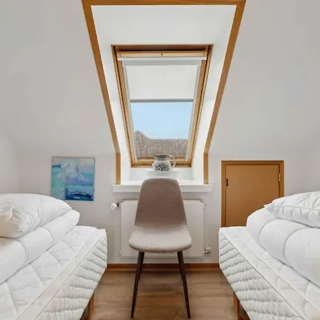 Nyaraló Spacious Near The *