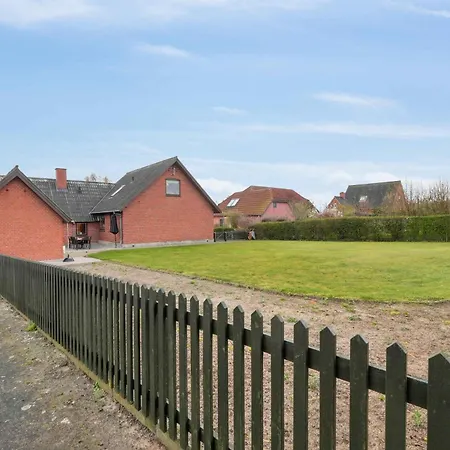 Spacious Near The * Bagenkop